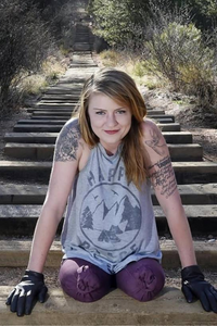 5 Mandy Horvath